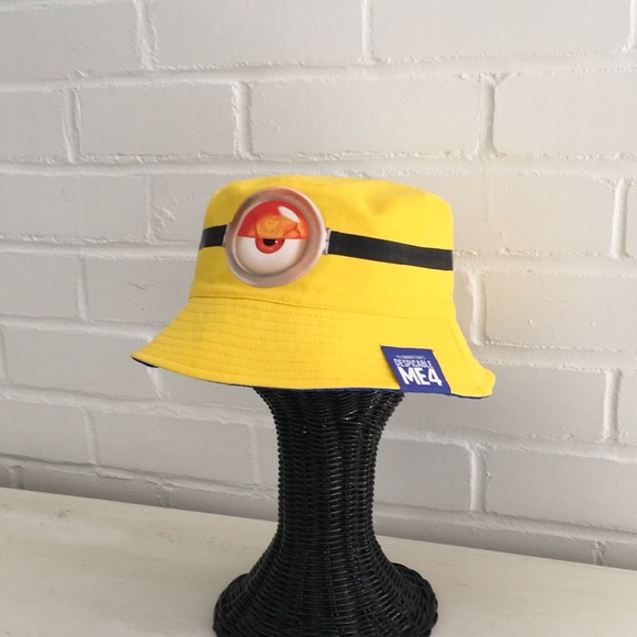 Dreamworks Despicable Me 4 Minion Yellow Bucket Hat - Picture 5 of 8
